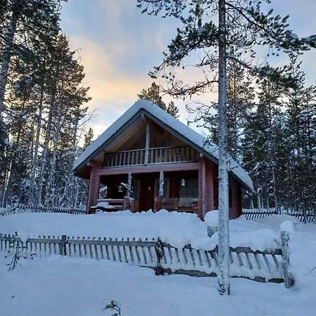 12 Km From The Center Of Ivalo Шале Инари
